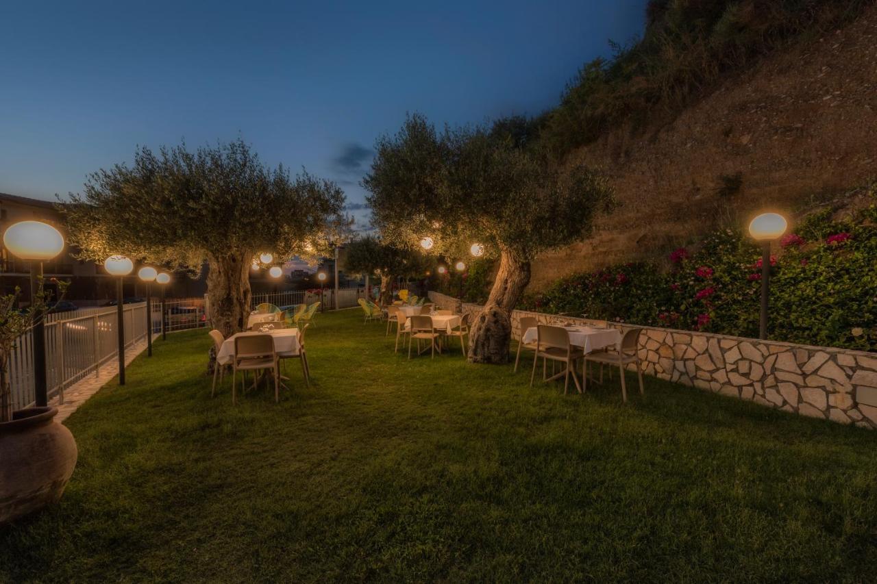 La Risacca Relais Bed & Breakfast Belvedere Marittimo Dış mekan fotoğraf